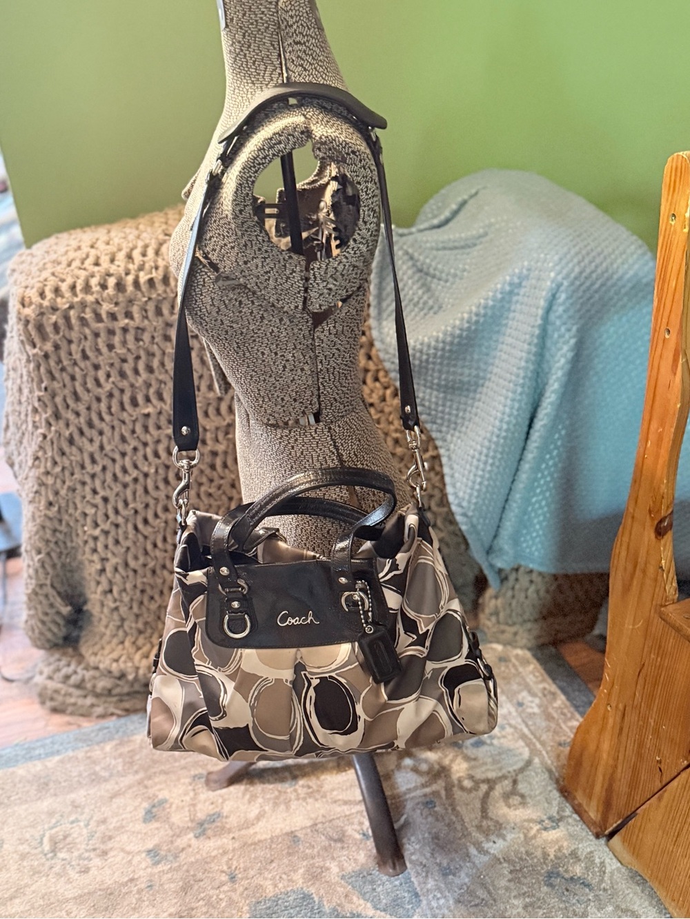 Coach Ashley Shoulder Bag/Crossbody in Signature “C” design